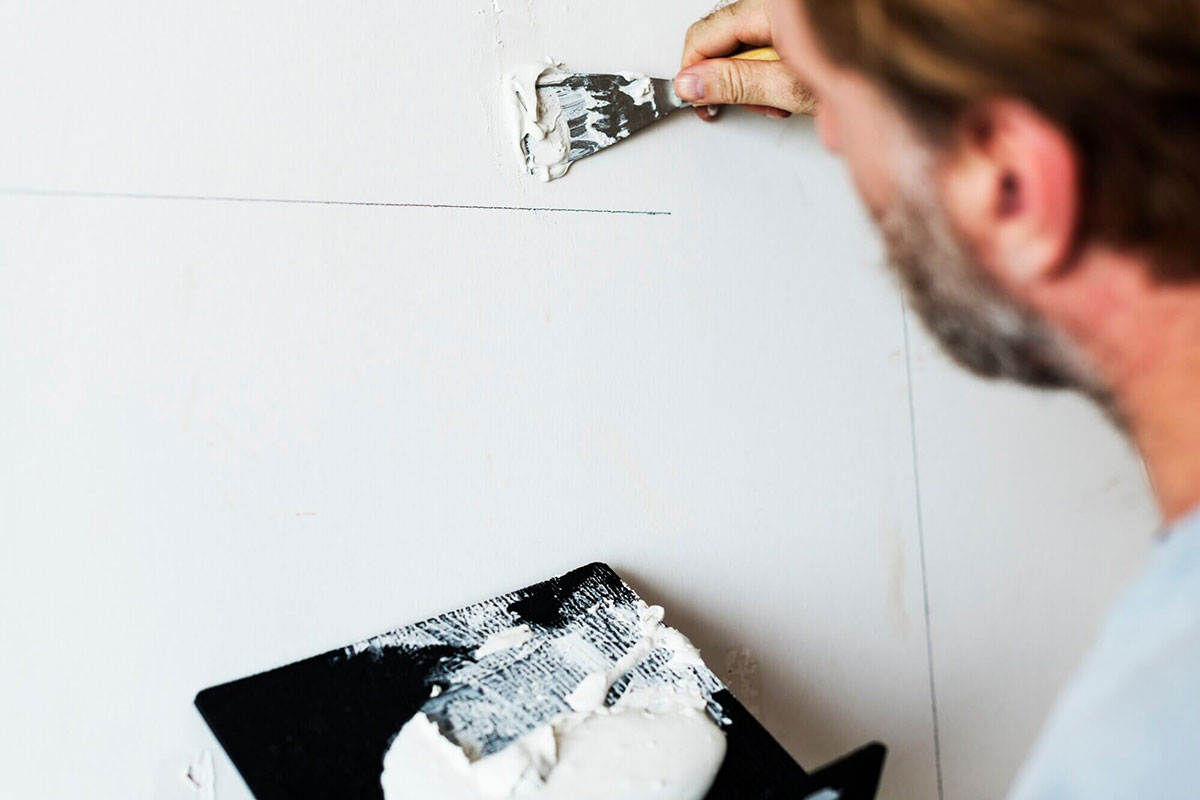 Save Money & Time: Fix Cracked Paint & Other Paint Problems Yourself